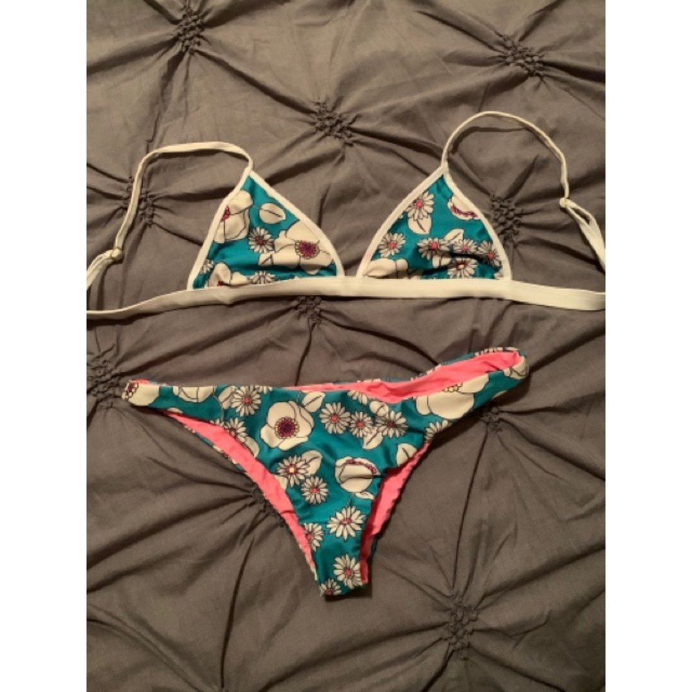 Wildfox Swim Sixties Green Floral Reversible Bikini